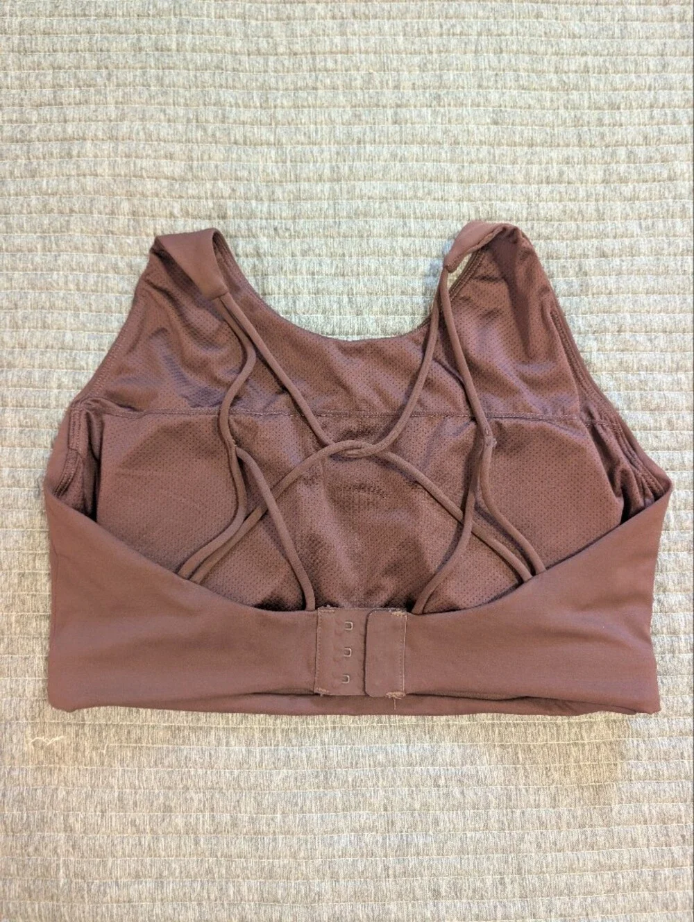 Senita High Neck Strappy Sports Bra - Brick Red